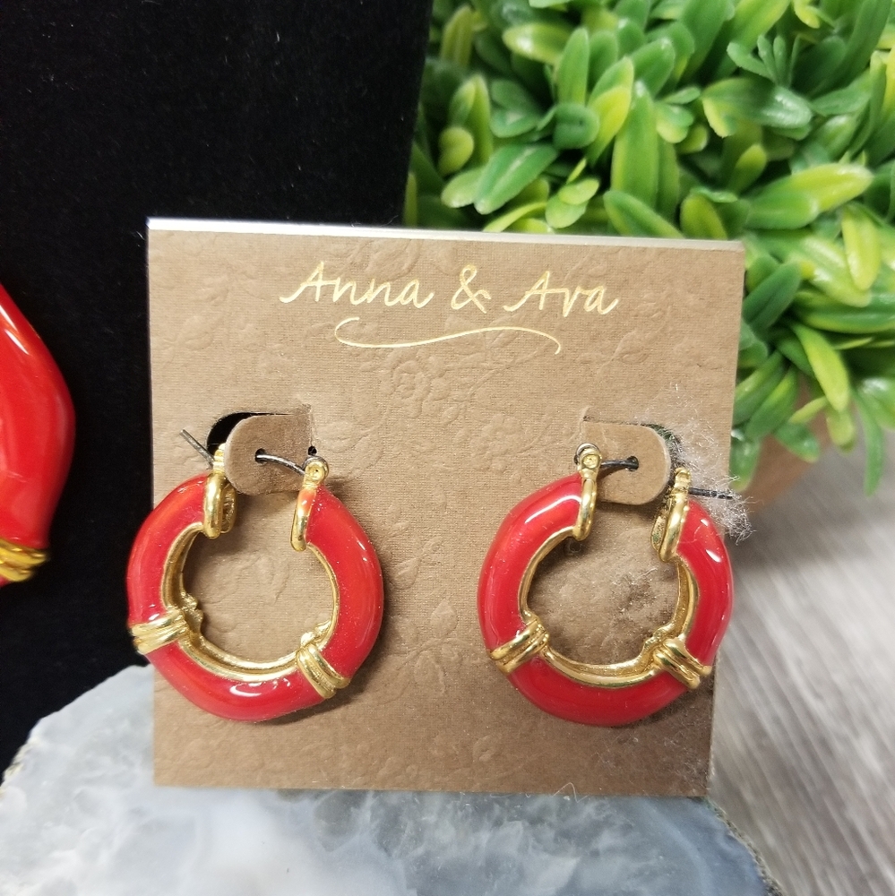 Anna & Ava Red/Goldtone Jewelry set - Picture 2 of 10